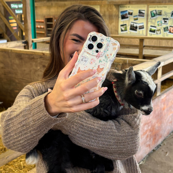 Wavy Phone Case - Farmyard Friends